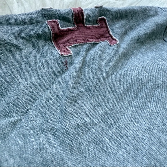 Vintage Y2K Style Harvard Heather Gray T-Shirt Slubby Slouchy Patches Collegiate - Picture 8 of 10
